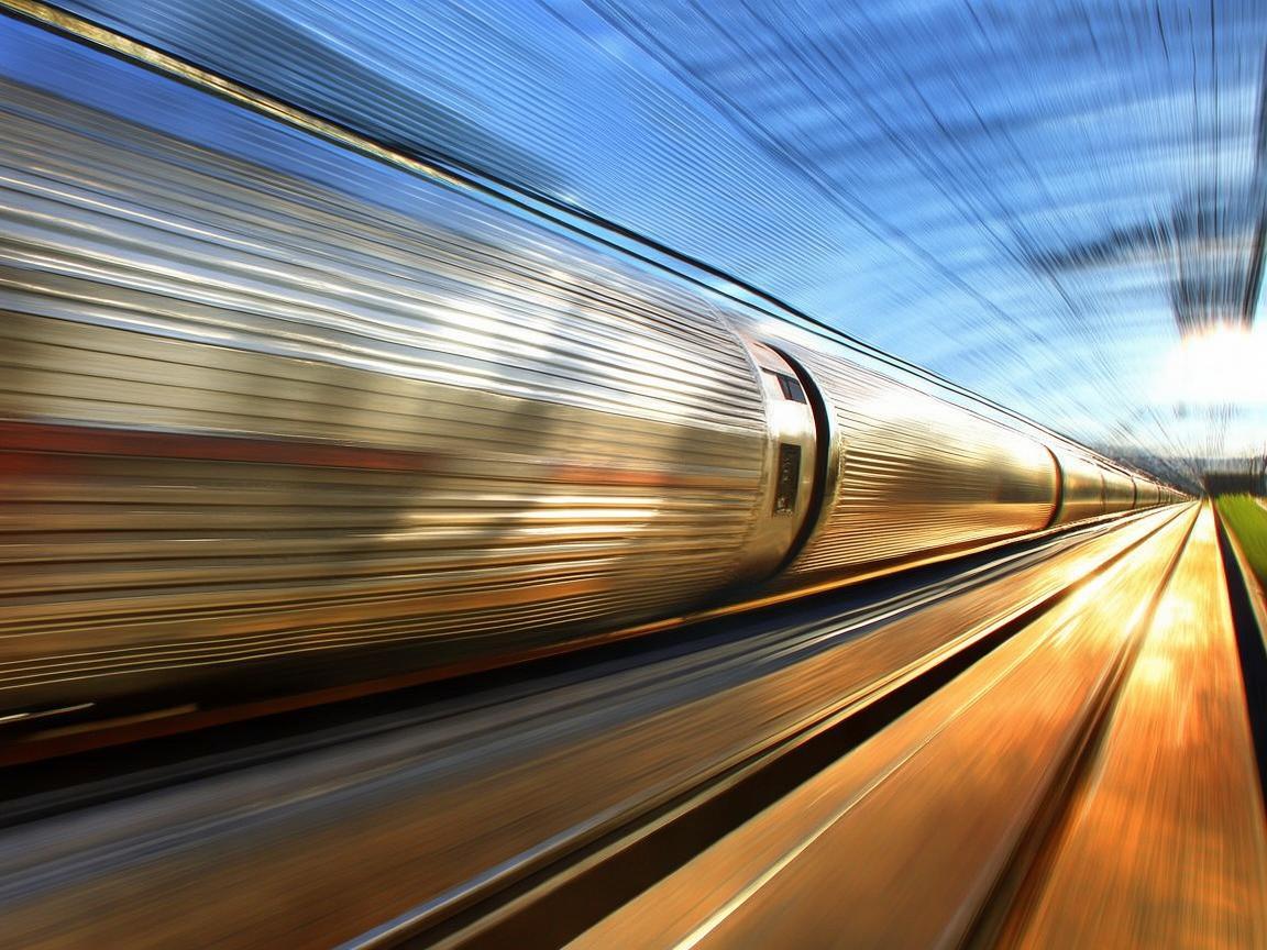 高速列车掠影,金属艺术家的流动生活画卷 高速列车掠影,金属艺术家的流动生活画卷