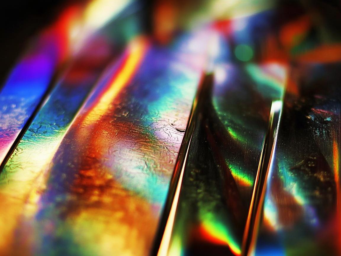 光影交织间的金属记忆